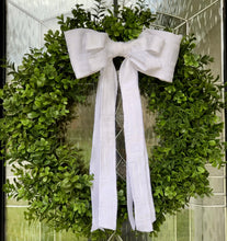 Load image into Gallery viewer, EASTER BOXWOOD WREATH
